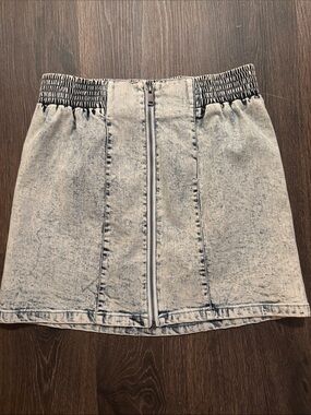 wild fable Light Wash Denim Mini Skirt with Front Zip